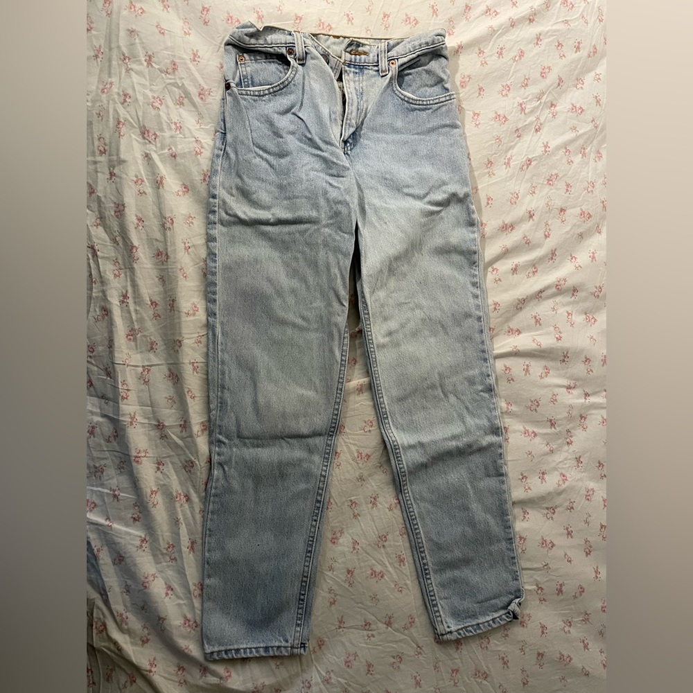 Light washed Levi jeans